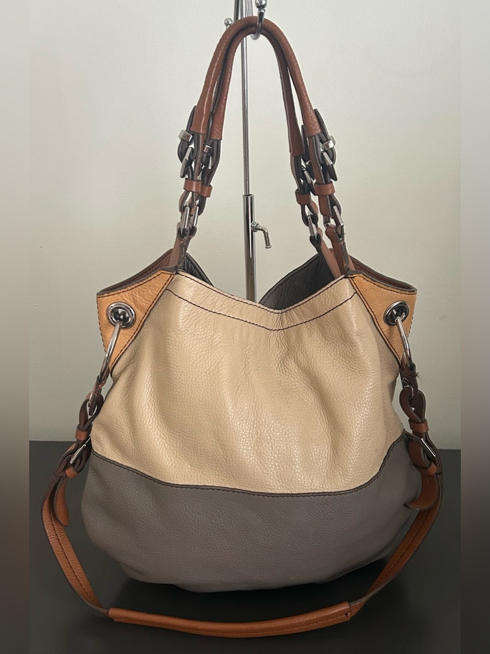 orYANY Colorblock Pebbled Leather Hobo Crossbody Shoulder Bag Beige Taupe - Picture 3 of 14